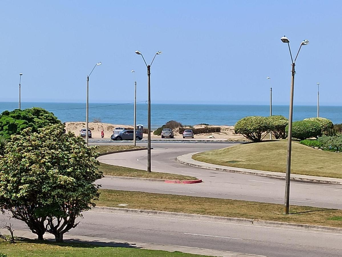 Apartamento Frente Al Mar Panoramavl Punta del Este Luaran gambar